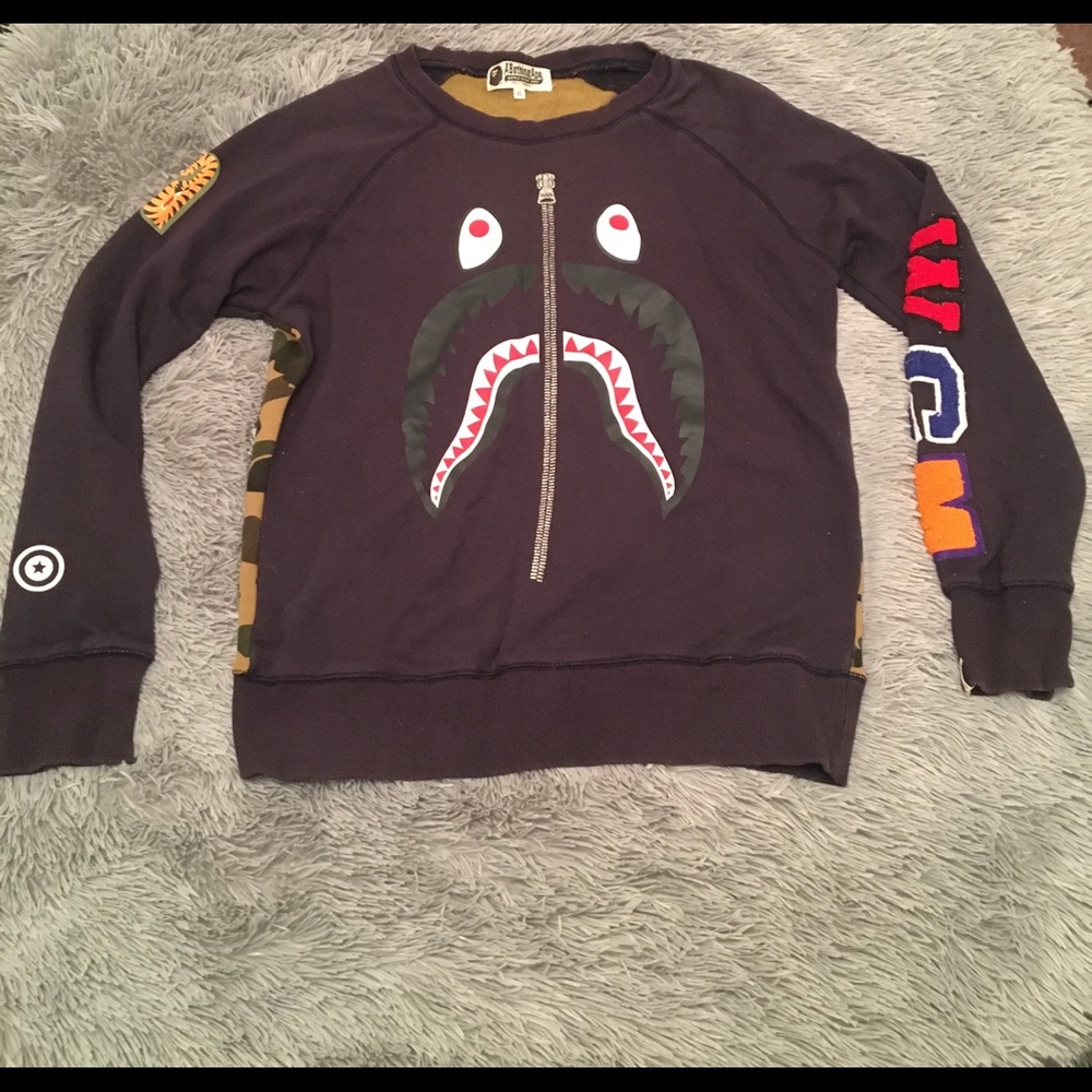 A Bathing Ape Crewneck Sweater